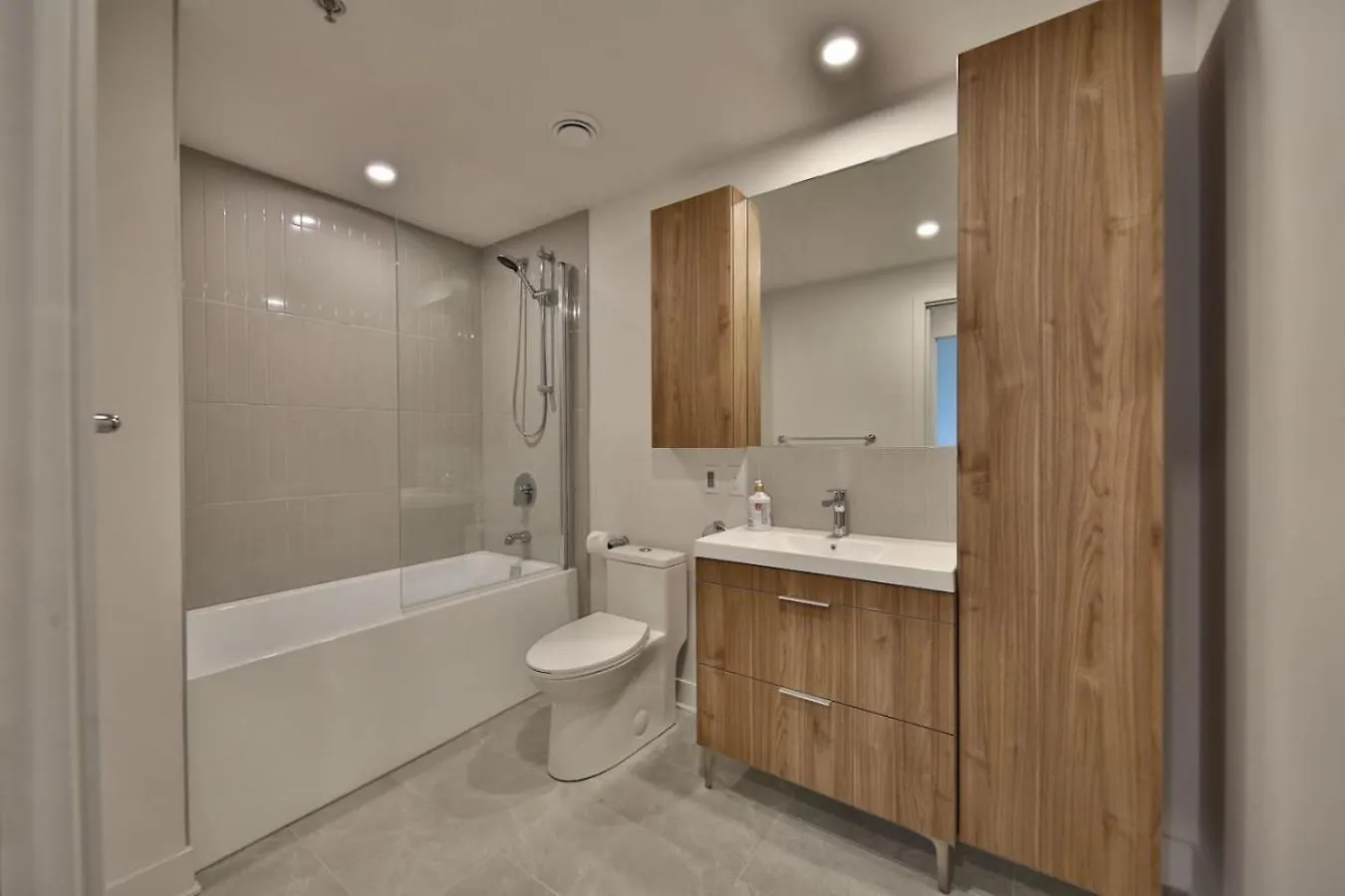 Elegant 2Br In Old Mtl Historic Core Montréal Kanada