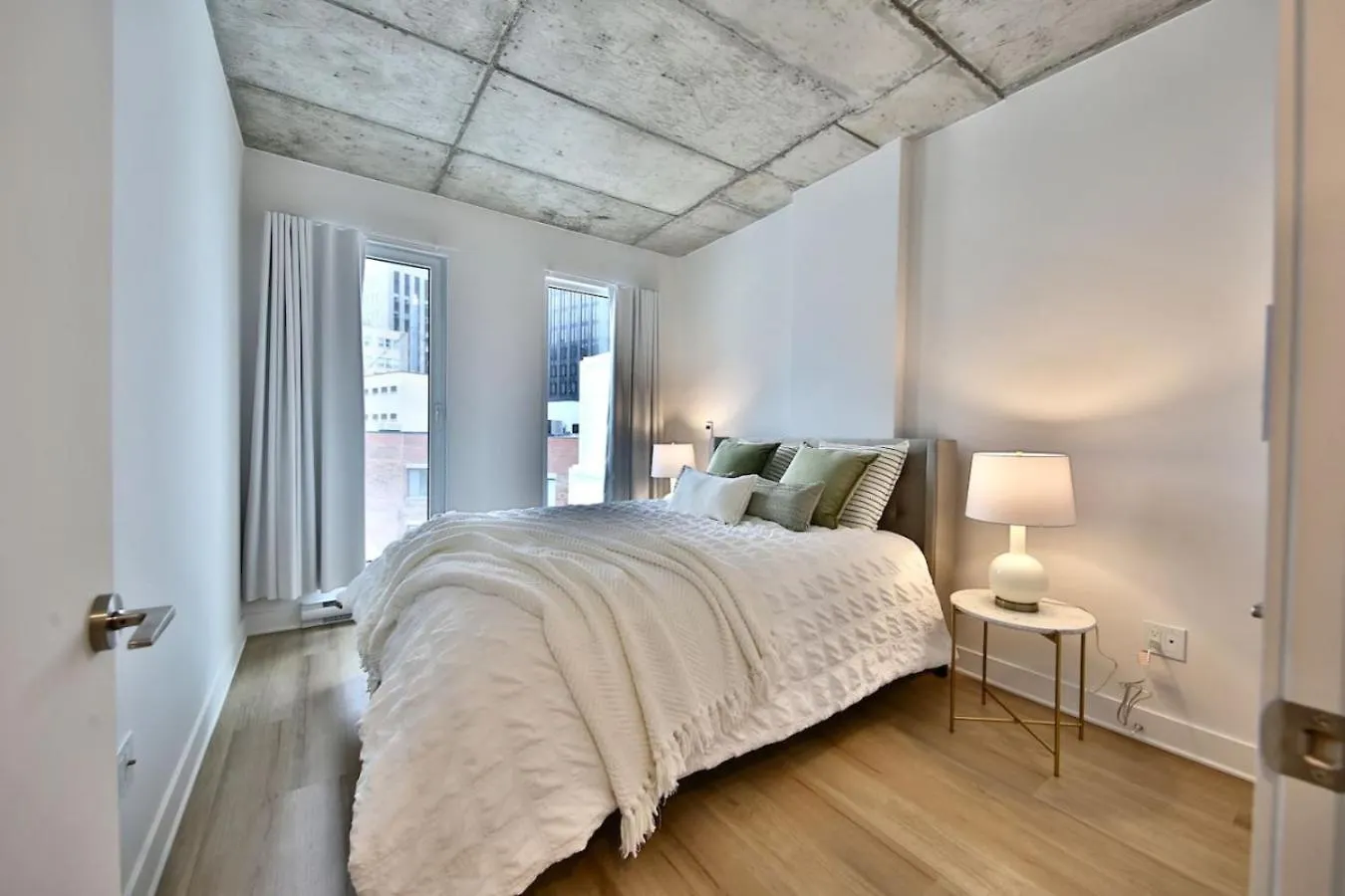 Elegant 2Br In Old Mtl Historic Core Montréal Apartman
